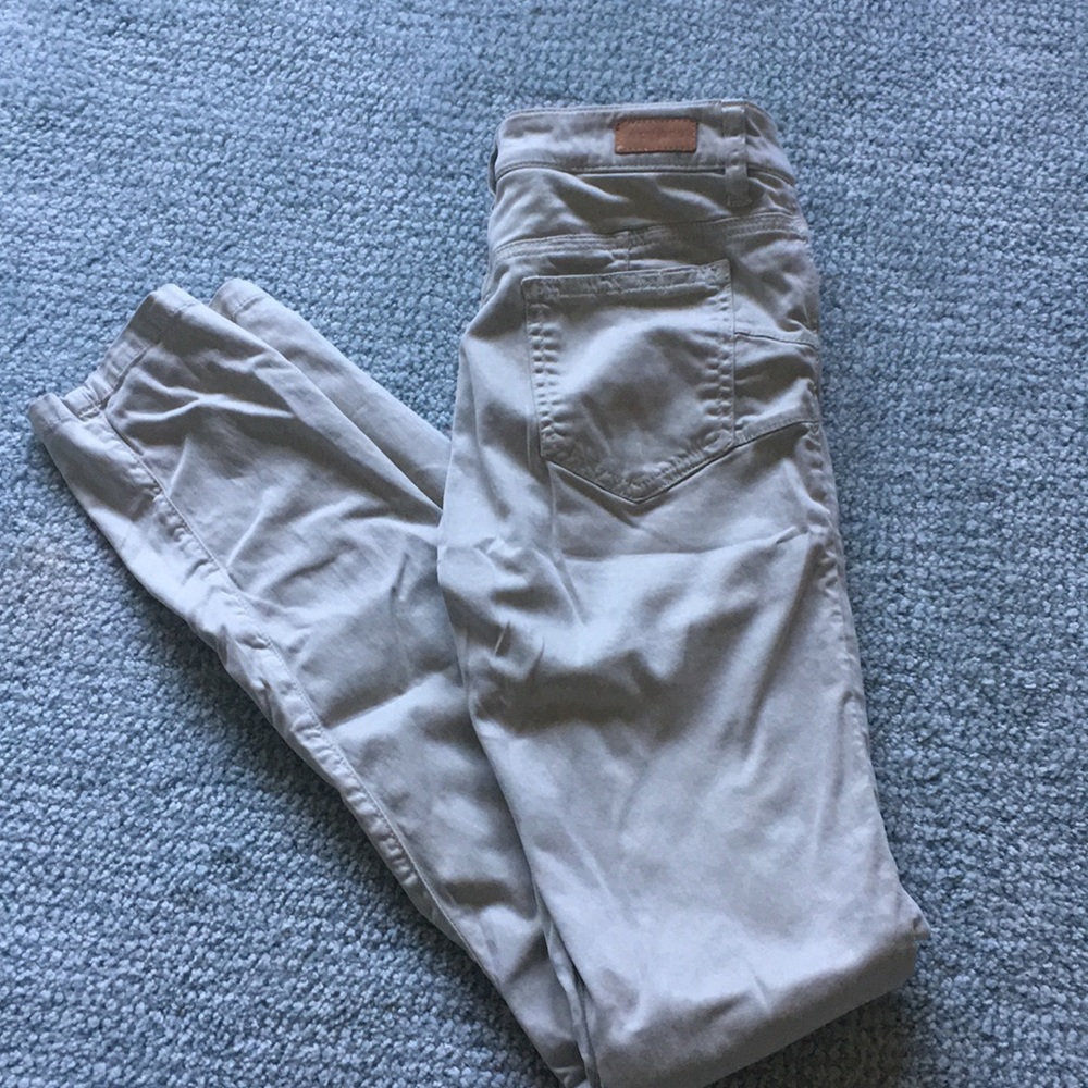 Skinny Khaki Pants!